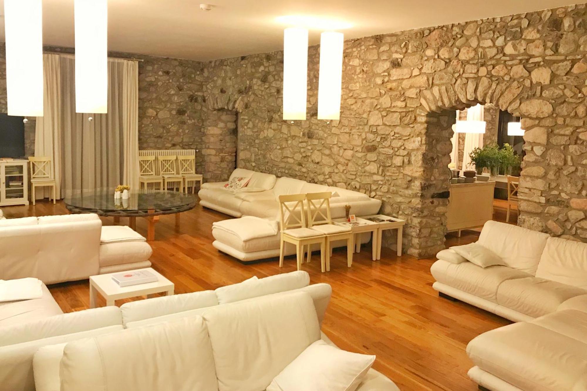 Вилла El Castell De La Pobla De Lillet (Adults Only) Экстерьер фото